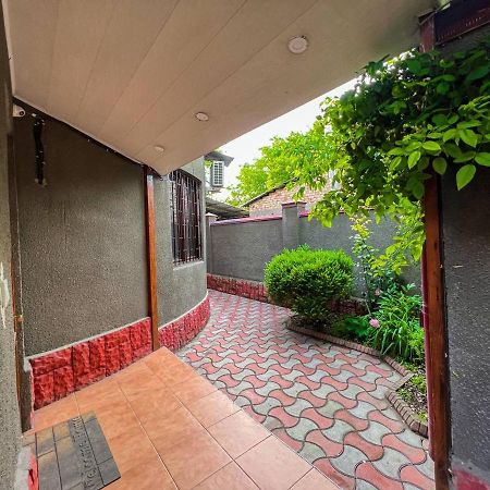 Ala-Bel Guesthouse Bishkek Ngoại thất bức ảnh